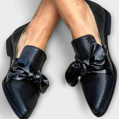 Μοκασίνια Claudia Elegant με Διακοσμητική Κορδέλα